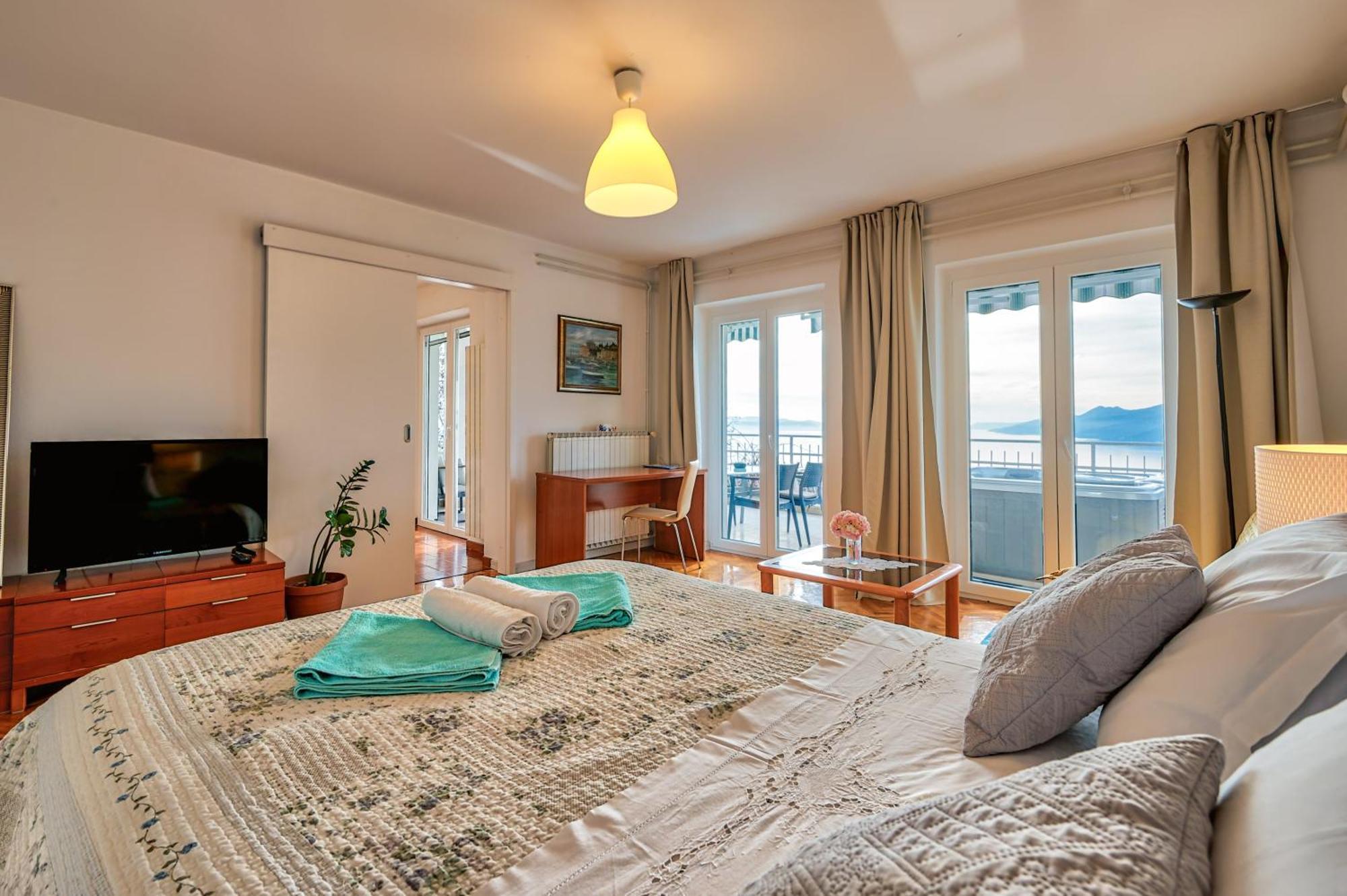Apartmani Frlan Ii. 카스타브 외부 사진