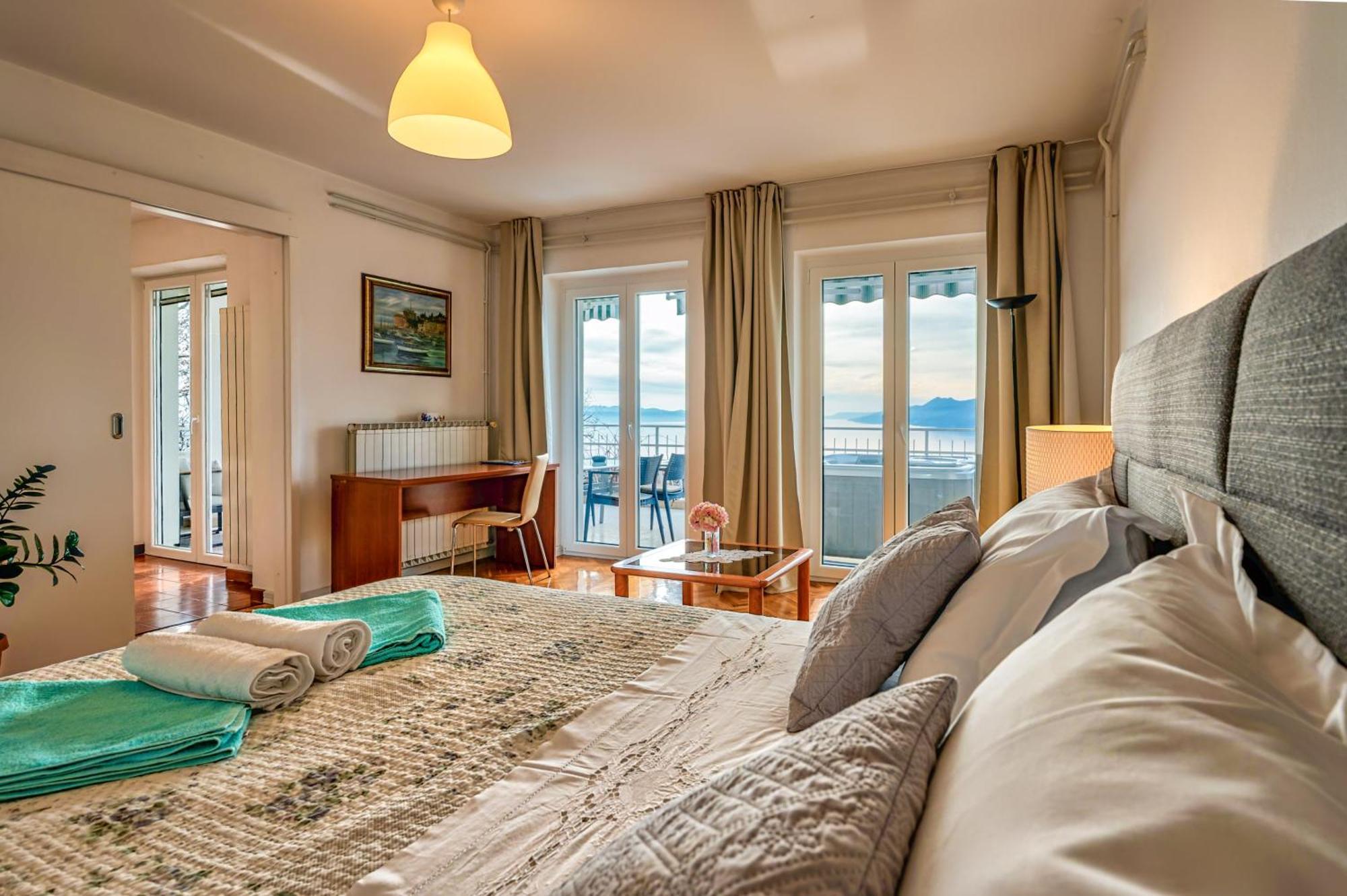 Apartmani Frlan Ii. 카스타브 외부 사진