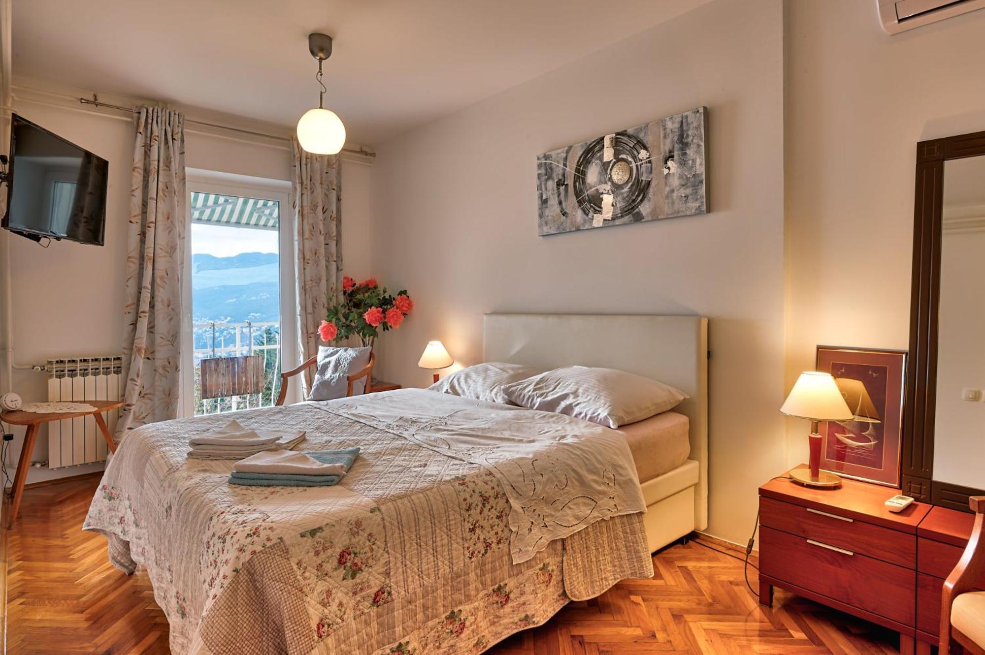 Apartmani Frlan Ii. 카스타브 외부 사진
