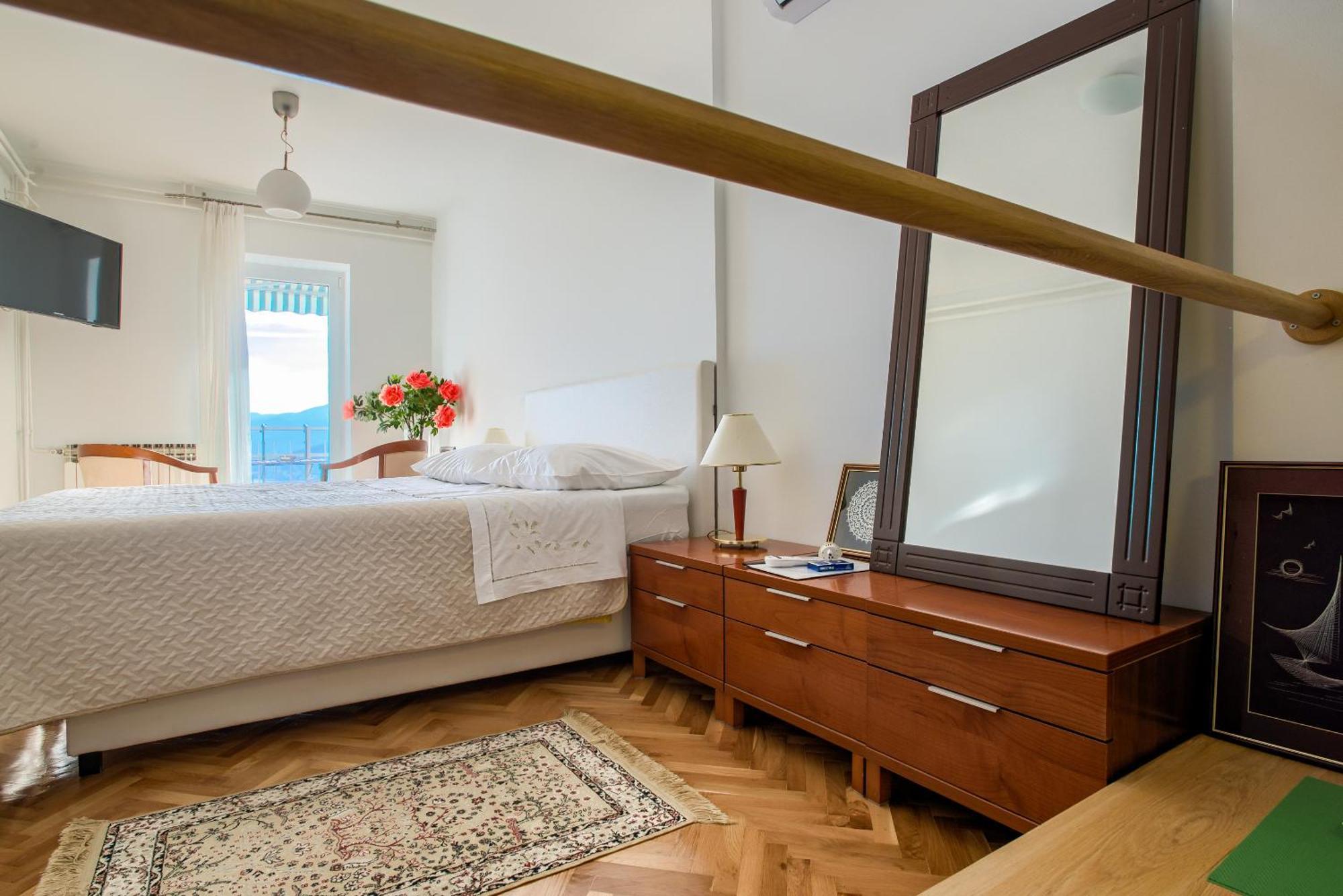 Apartmani Frlan Ii. 카스타브 외부 사진
