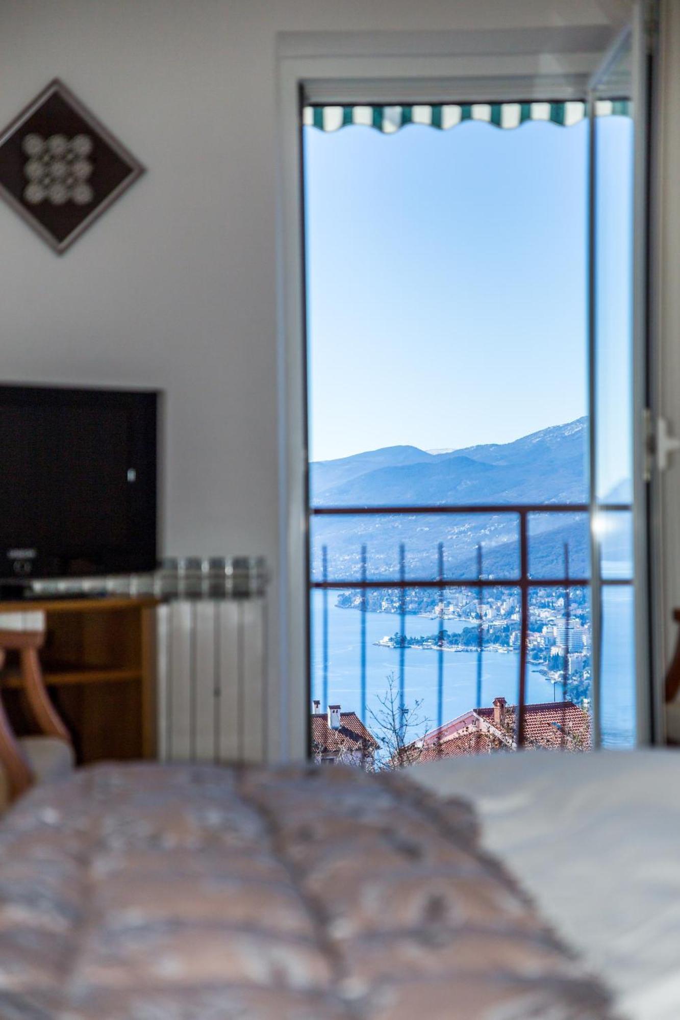 Apartmani Frlan Ii. 카스타브 외부 사진